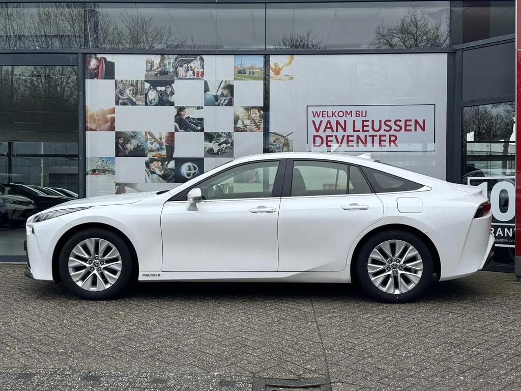 Toyota Mirai DYNAMIC € 17.900,00, Auto's, Toyota, Automaat, Stof, Gebruikt, Stoelverwarming