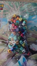 Zakje vol met diverse Pokémon dobbelstenen, Ophalen of Verzenden, Gebruikt, Overige typen