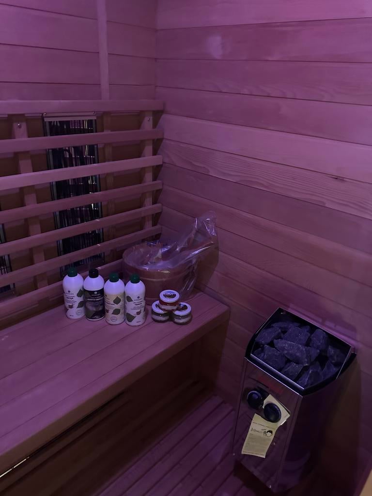 COMBI SAUNA INFRAROOD MET OPGIETKACHEL GRATIS MONTAGE! 🚚, Sport en Fitness, Sauna, ., Fins of Traditioneel, Complete sauna, Ophalen of Verzenden