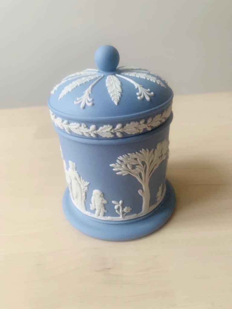 Wedgwood, Ophalen of Verzenden, Zo goed als nieuw, Porselein, Kop en/of schotel