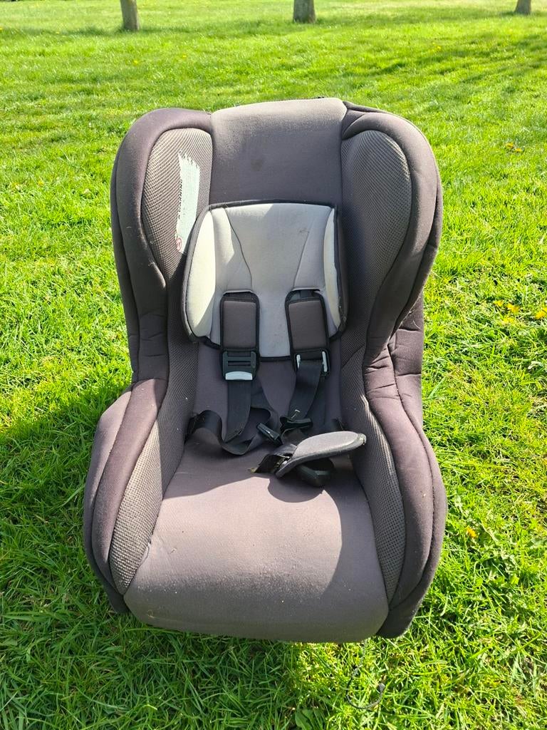 Gebruikt kinderzitje - Veilig en comfortabel, 9 t/m 18 kg, Zijbescherming, Ophalen, Overige merken