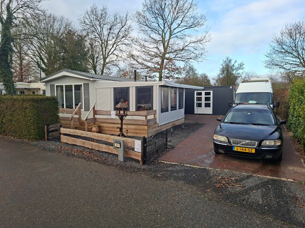 Chalet te huur of te koop op eigen grond., Huizen en Kamers, Recreatiewoningen te koop