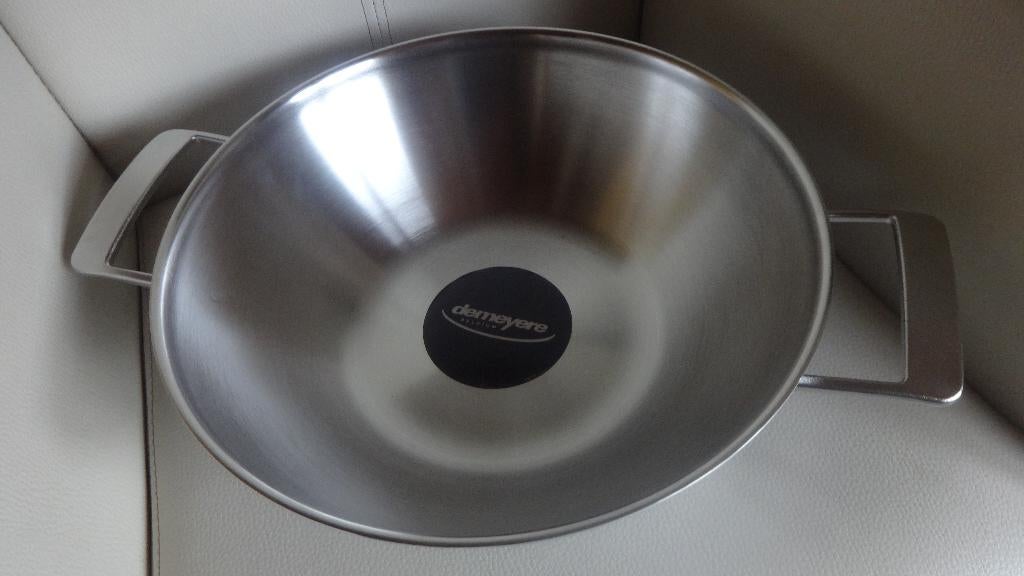 Nieuwe Demeyere Industry 5 wok met handvatten - 32 cm, Inductieplaat, Nieuw, Ophalen of Verzenden, Rvs