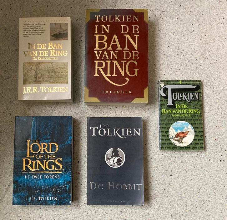 J.R.R. Tolkien vijf mooie boeken prijs is incl. verzending, Boeken, Fantasy, Zo goed als nieuw, Verzenden