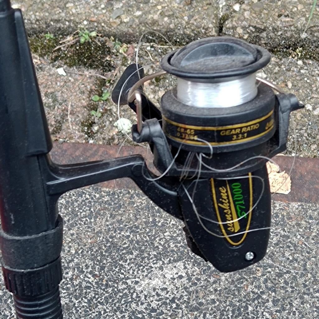 2 werphengeltjes, niks bijzonders Inclusief lokaas kunstaas, Ophalen, Complete set