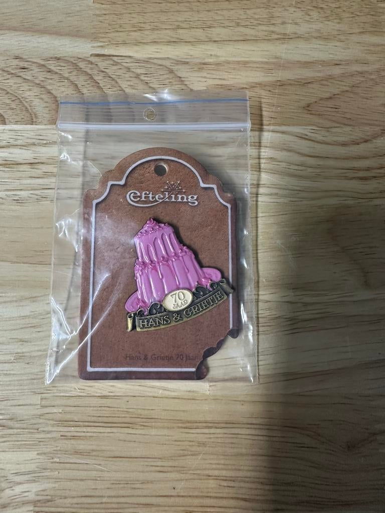 Efteling pin hans en grietje, Ophalen of Verzenden, Zo goed als nieuw, Button of Speldje
