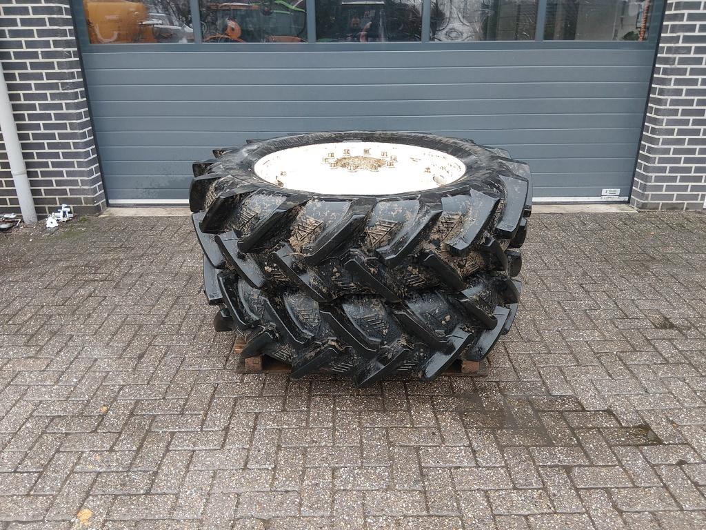 Set wielen 380/85 R38 (14.9 R38), Zakelijke goederen, Agrarisch | Onderdelen | Banden, Velgen en Assen