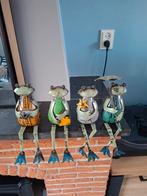 Vier metalen kikkers gemaakt gereceycelde olievaten, Ophalen of Verzenden, Zo goed als nieuw