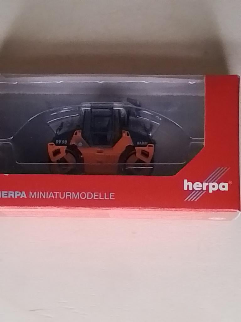 Te koop Herpa Hamm DV 90 wals nieuw in doos, Ophalen of Verzenden, Nieuw, Bus of Vrachtwagen, Herpa
