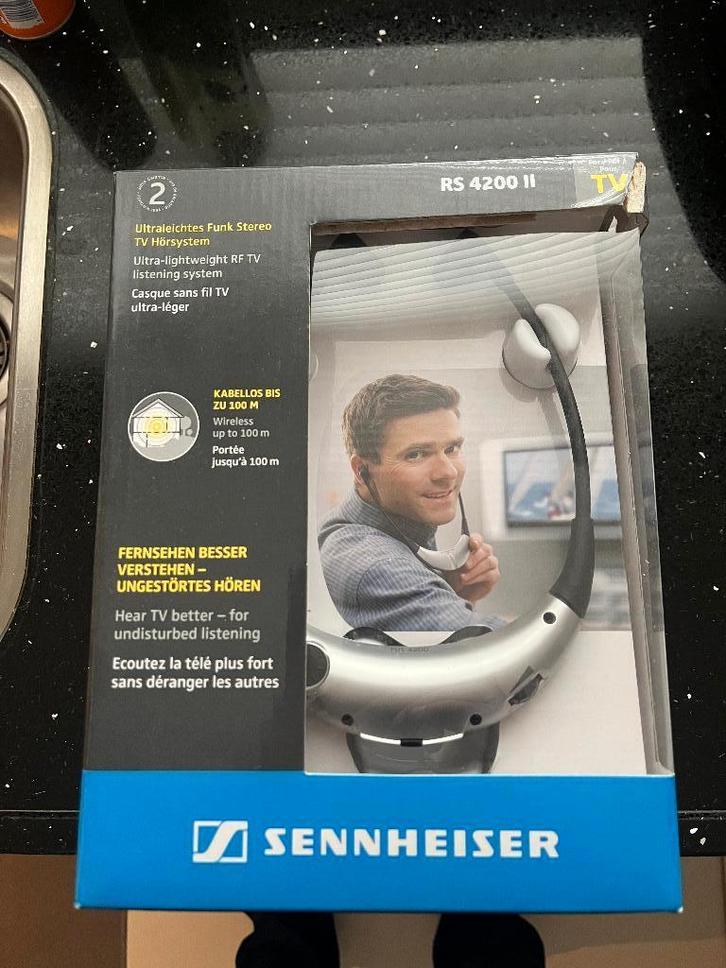 Sennheiser RS 4200II Stereo hoorsysteem (Nieuw in doos!!), Audio, Tv en Foto, Koptelefoons, Nieuw, Op oor (supra aural), Sennheiser