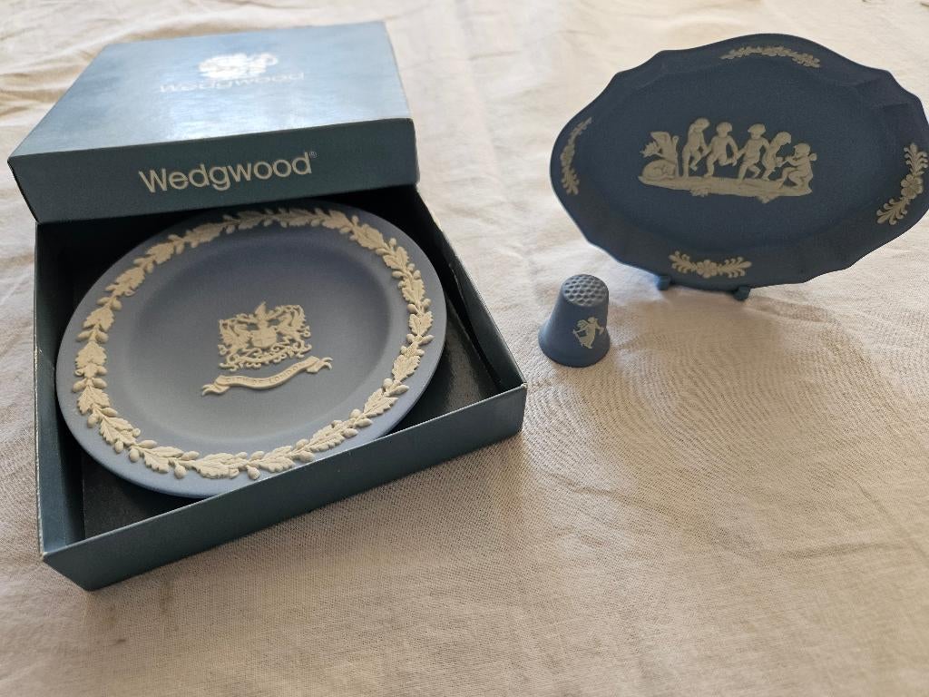 Blauw Wedgwood, Ophalen of Verzenden