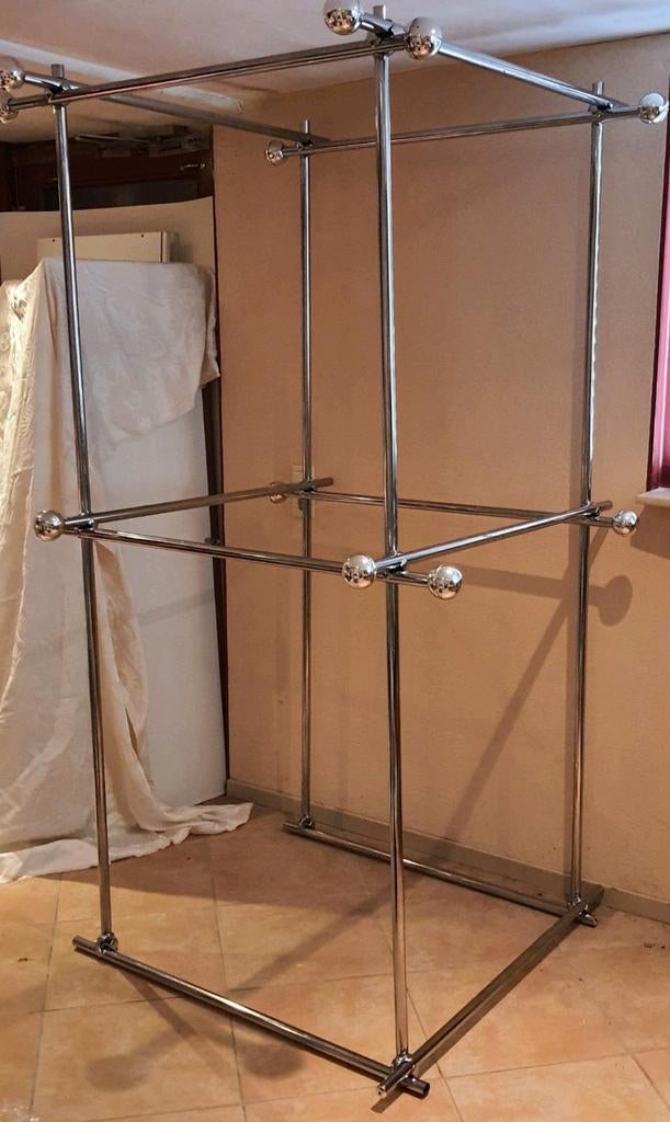 Kledingrek voor dameskleding herenkleding of kinderkleding, Ophalen, Zo goed als nieuw
