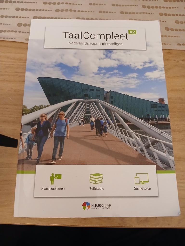 Taal Compleet A2, Ophalen of Verzenden, Alpha, Zo goed als nieuw
