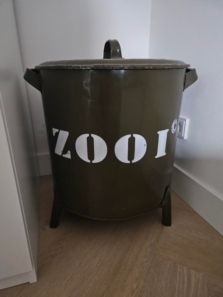 Metalen donkergroene opbergton voor kinderkamer, Ophalen, Gebruikt, 50 tot 75 cm, Metaal