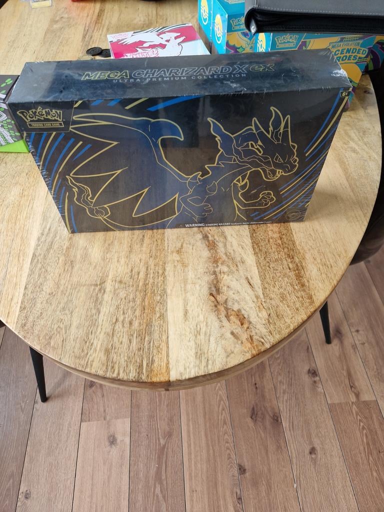 Pokémon Mega Charizard X EX Ultra Premium Collection, Ophalen of Verzenden