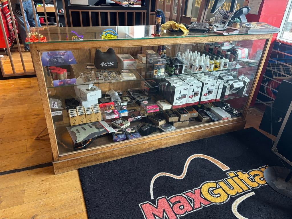 Antieke Balie met Glazen Top en Planken - Gitaarwinkel, Ophalen