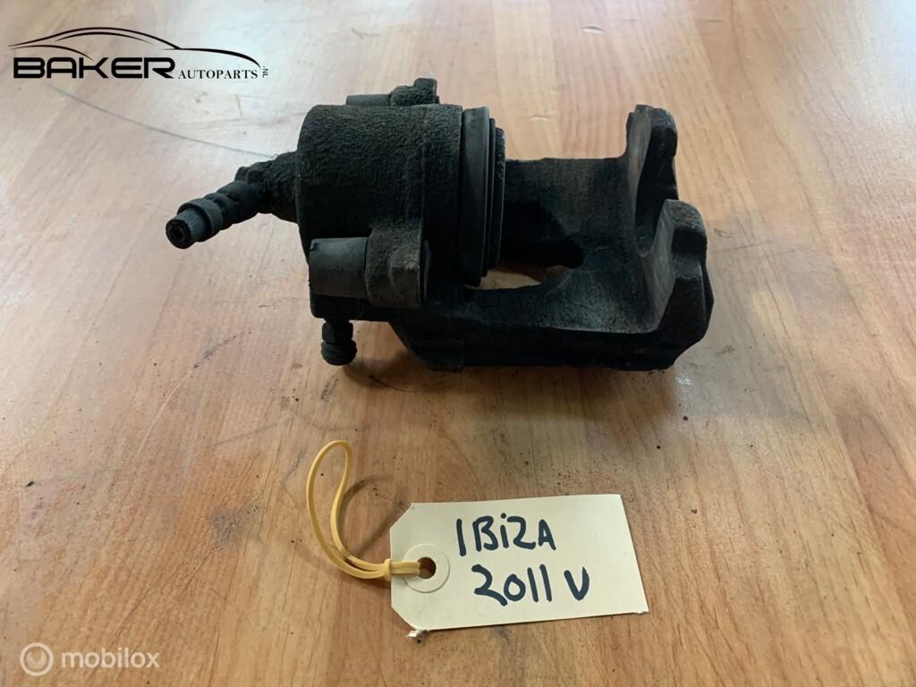 Remklauw linksvoor Seat Ibiza 6J ('08-'17), Gebruikt, Ophalen of Verzenden, Seat, Seat