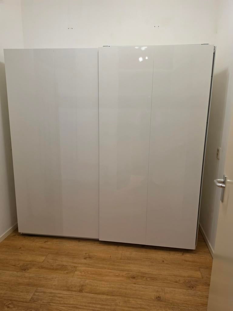 Mooie kledingkast met s schuifdeuren, 200 cm of meer, Ophalen of Verzenden, Zo goed als nieuw, 200 cm of meer