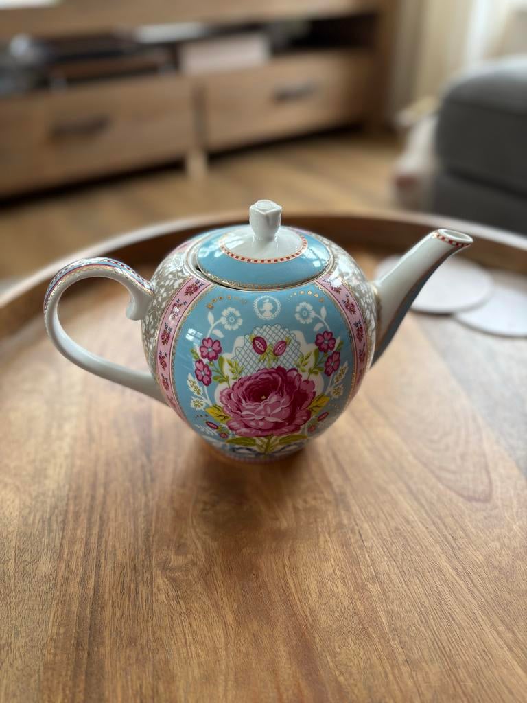 Pip Studio theepot - Blauw met bloemen en gouden details, Huis en Inrichting, Keuken | Servies, Ophalen, Overige typen, Zo goed als nieuw