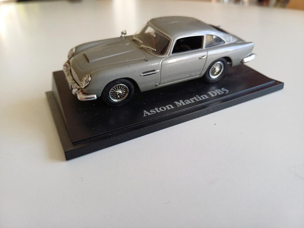 Aston Martin DB5 modelauto., Hobby en Vrije tijd, Modelauto's | Overige schalen, Gebruikt, Auto, Ophalen of Verzenden