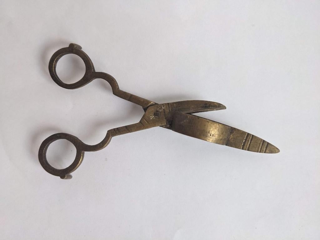 Antieke messing kaarsensnijder / kaarsensnuiter – 19e eeuw, Antiek en Kunst, Antiek | Koper en Brons, Ophalen of Verzenden