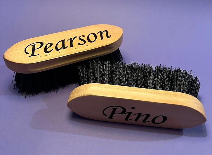 Harde borstels, Dieren en Toebehoren, Paarden en Pony's | Verzorgingsproducten, Zo goed als nieuw, Ophalen of Verzenden