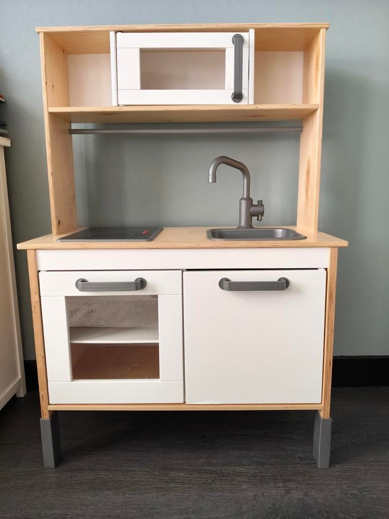 Houten speelkeuken met magnetron en kraan, Ophalen