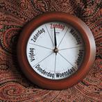 Klassieke dagklok dag van de week klok dayclock analoog, Huis en Inrichting, Ophalen of Verzenden, Zo goed als nieuw, Analoog