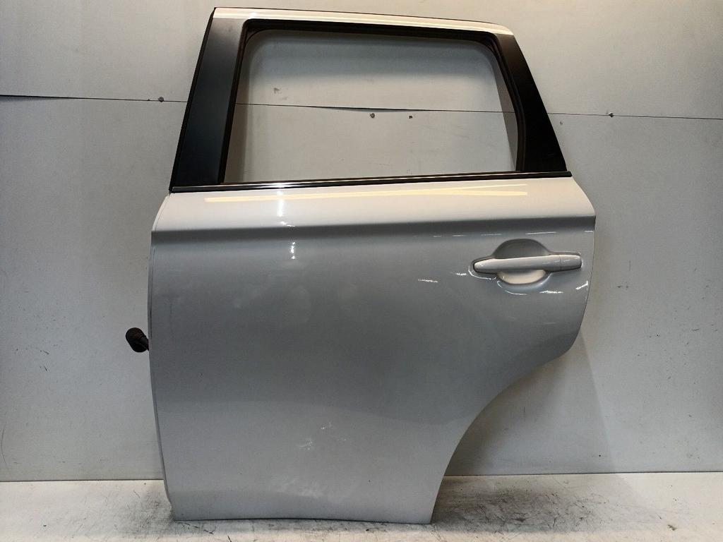 Portier links achter Mitsubishi Outlander, Auto-onderdelen, Onderdelen@venauto.nl, Van der Ven Autorecycling B.V., Gebruikt, Ettenseweg 76, 4706 PB Roosendaal, The Netherlands