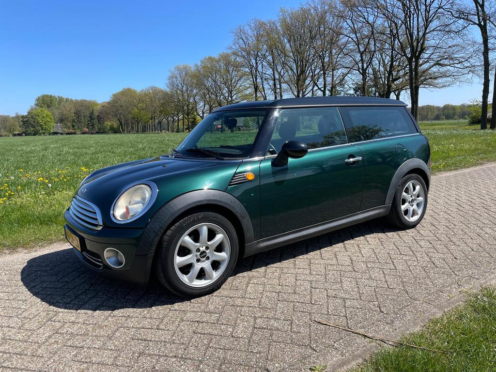 Mini Clubman 1.6 Cooper 2008 Groen, Voorwielaandrijving, Stof, 4 cilinders, 4 stoelen