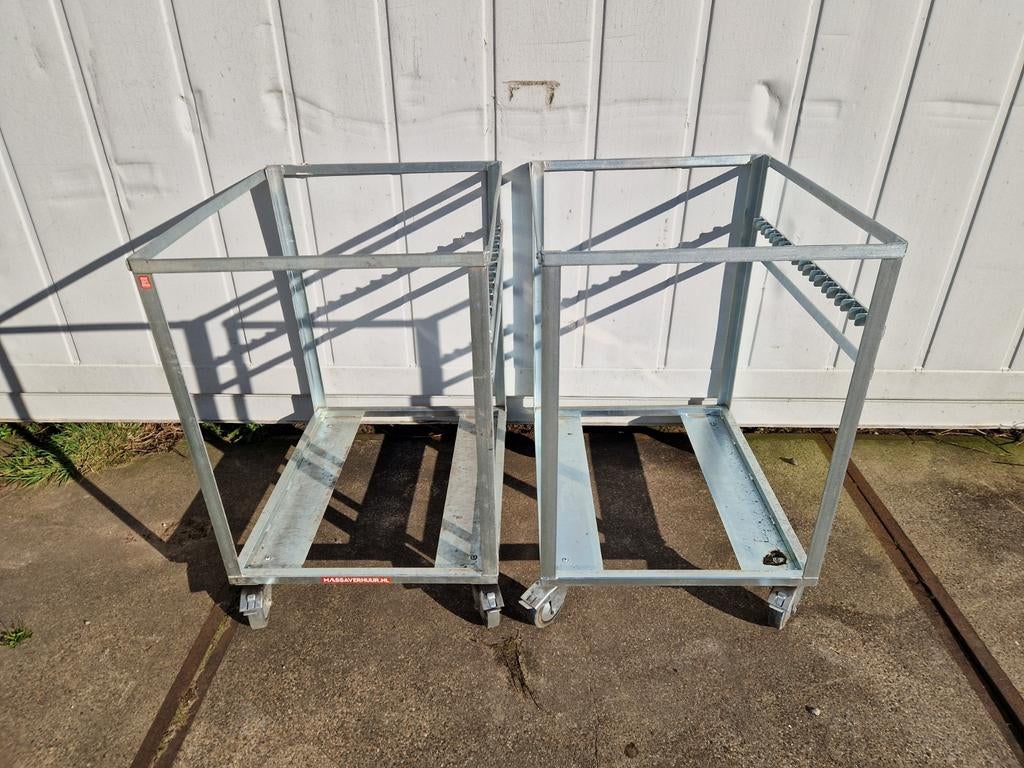 Stevige rolcontainers met zwenk- en vaste wielen, 100 liter of meer, Ophalen, Gebruikt, Transportkar