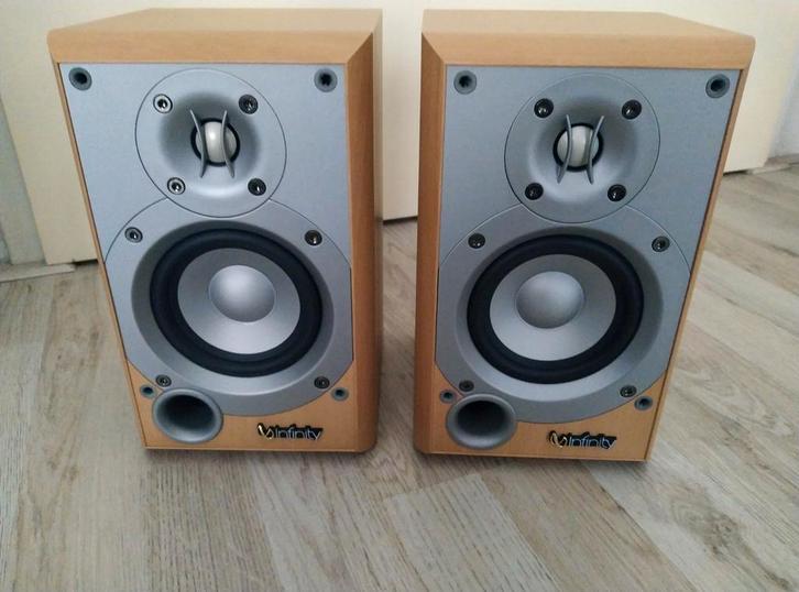 Mooie Infinity speaker set izgst, Audio, Tv en Foto, Luidsprekers, Zo goed als nieuw, Front, Rear of Stereo speakers, Overige merken