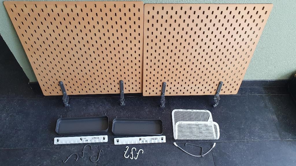 Pegbord ikea, Skadis, bruin met accesoires, Ophalen of Verzenden, Zo goed als nieuw, Overige typen