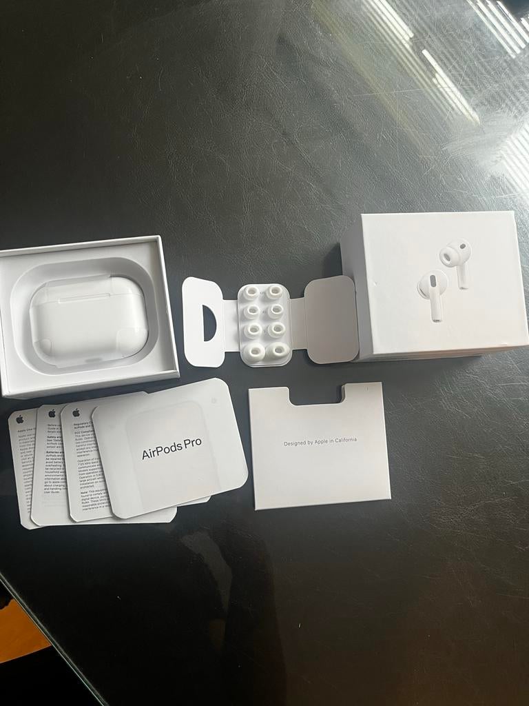 Apple AirPods Pro 3, Telecommunicatie, Mobiele telefoons | Oordopjes, Ophalen of Verzenden, Nieuw