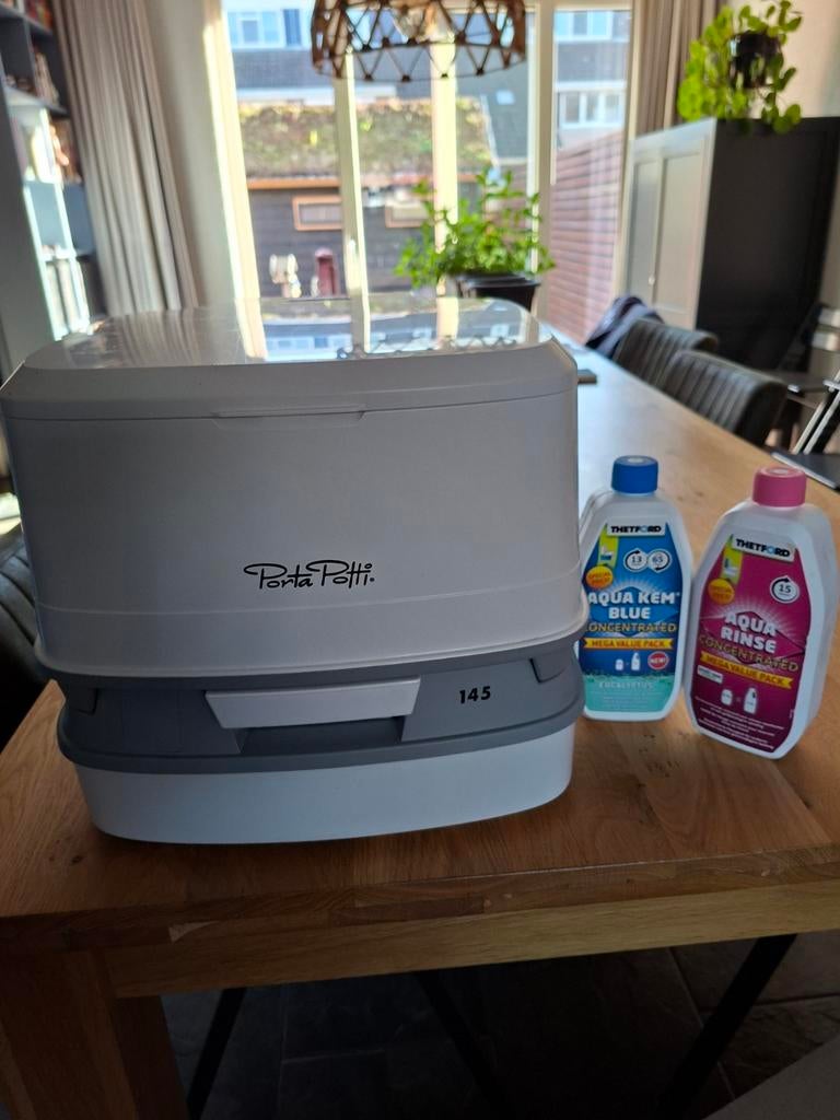 Porta Potti zo goed als nieuw met 2 flessen vloeistof, Ophalen of Verzenden, Zo goed als nieuw