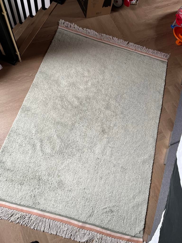 Zachtgroen vloerkleed met franjes, Ophalen, Gebruikt, 100 tot 150 cm, 50 tot 100 cm