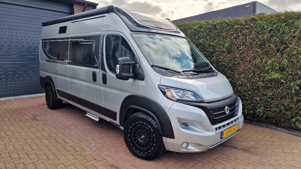 Stoere Benimar met gave Off Road Looks & Panoramaraam, Buscamper of Camperbus, Luifel, Fiat, Bedrijf