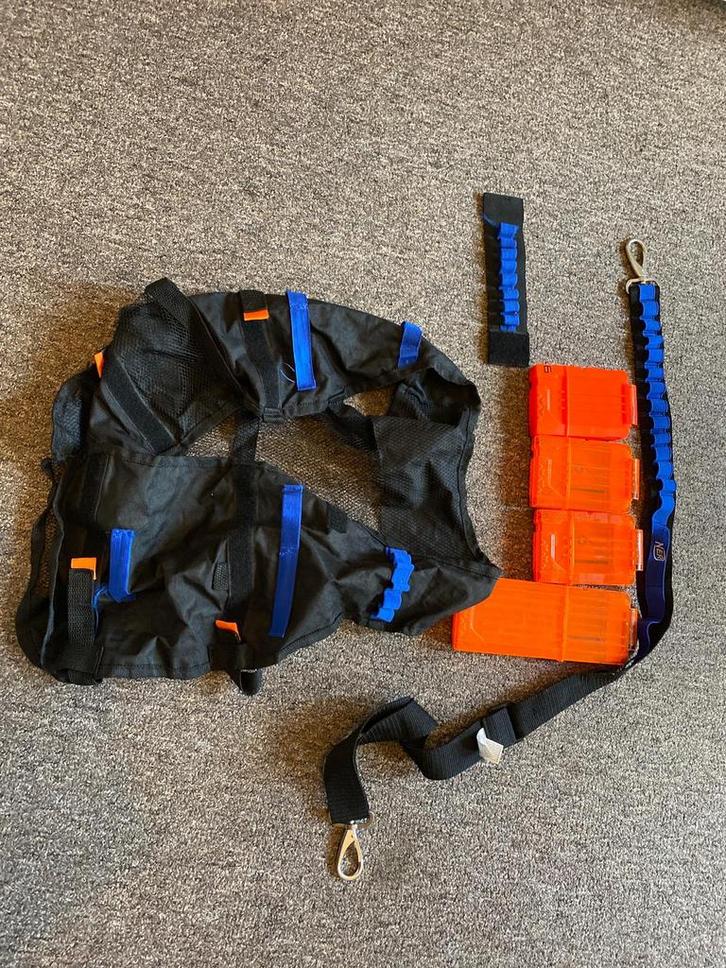 Leuke set nerf, Kinderen en Baby's, Speelgoed | Buiten | Actiespeelgoed, Zo goed als nieuw, Ophalen of Verzenden