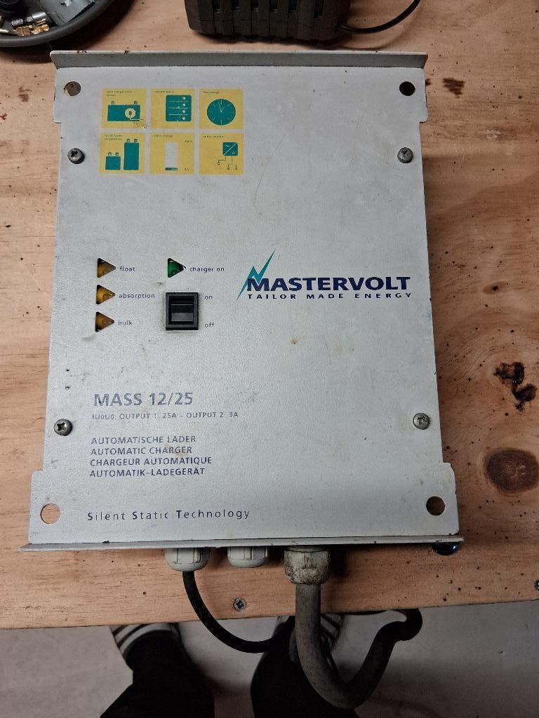 Mastervolt Mass 12/25 automatische lader, Ophalen of Verzenden, Gebruikt, Overige typen