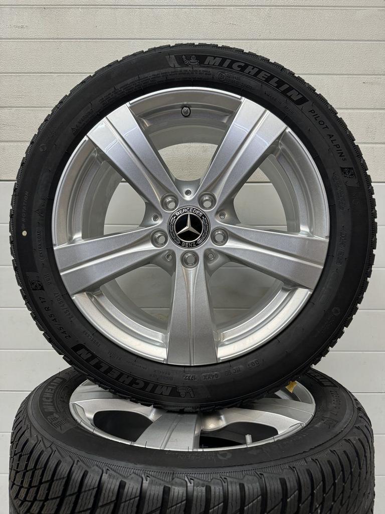 NIEUW 17’’MERCEDES C KLASSE W206 VELGEN WINTERBANDEN NW MODE, Auto-onderdelen, Banden en Velgen, 245 mm, -, -, Banden en Velgen