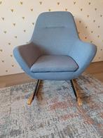 Comfortabele schommelstoel, Huis en Inrichting, Stoelen, Modern, Scandinavisch, Ophalen of Verzenden, Zo goed als nieuw, Stof
