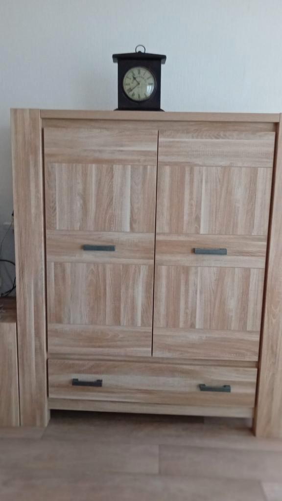 Te koop aangeboden, salon kast , dressoir en tv meubel, Huis en Inrichting, Kasten | Dressoirs, 150 tot 200 cm, 25 tot 50 cm, Ophalen