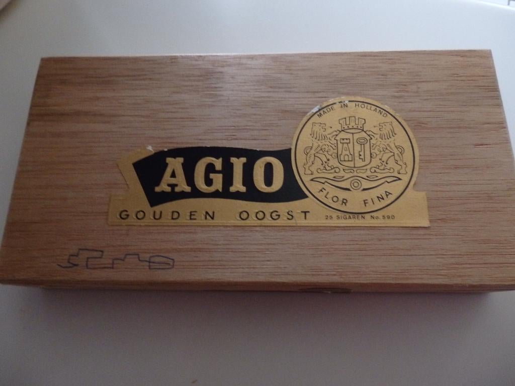 Agio Gouden Oogst doos 2x, Verzamelen, Rookartikelen, Aanstekers en Luciferdoosjes, Ophalen of Verzenden, Zo goed als nieuw, Tabaksdoos of Verpakking