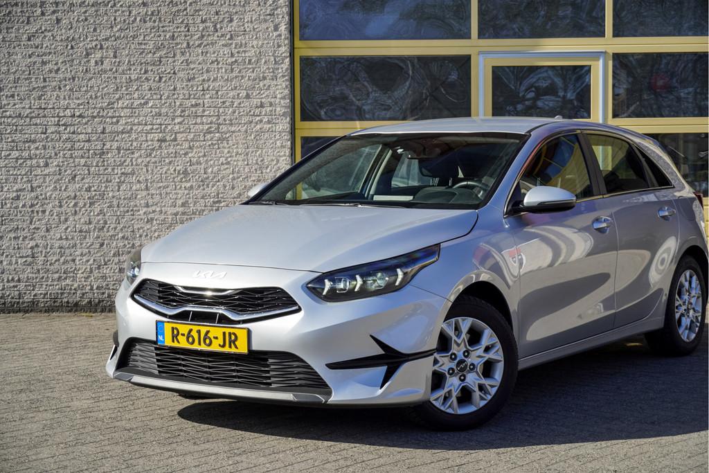 Kia Ceed 1.0 T-GDi 5drs DynamicLine BJ2022 Lmv 16" | Led V+A, Voorwielaandrijving, Stof, Gebruikt, Origineel Nederlands
