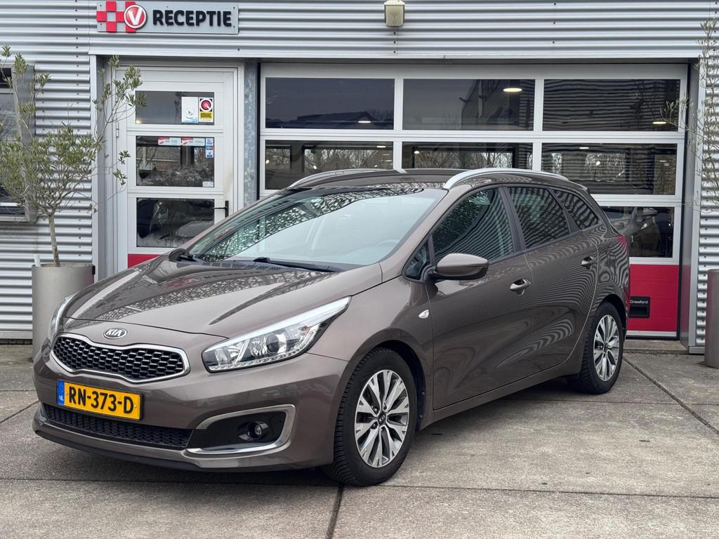 Kia Cee'd Sportswagon 1.0 T-GDi ComfortPlusLine Navigator Ca, Voorwielaandrijving, Gebruikt, Euro 6, Lichtsensor
