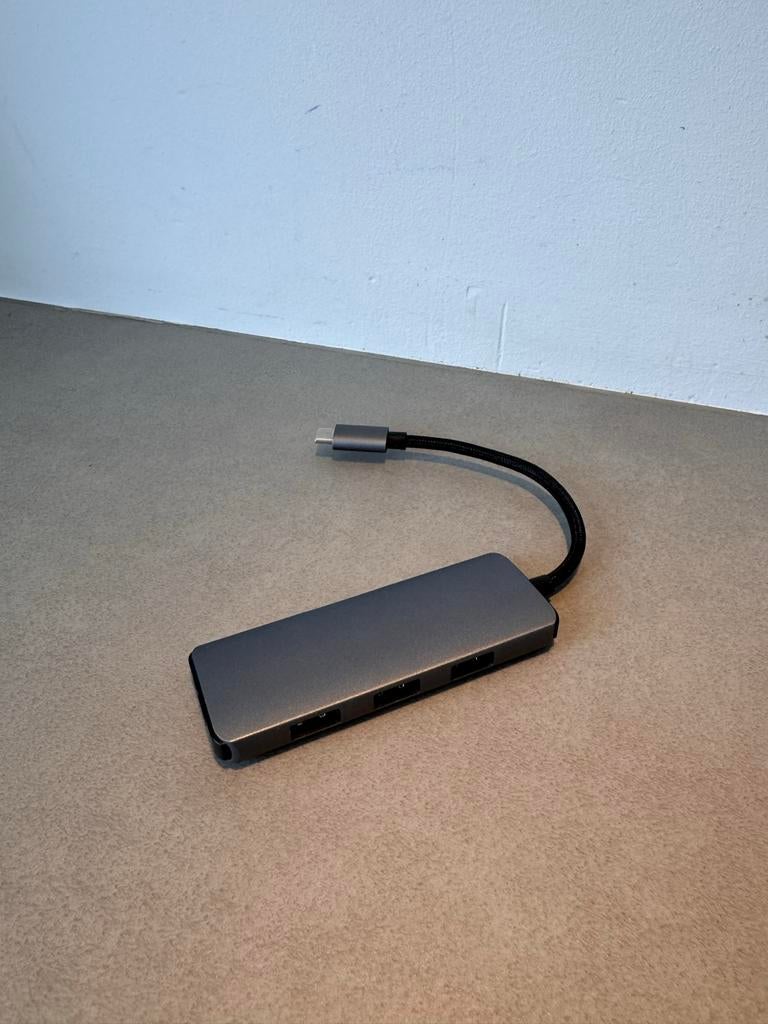 iMounts USB-C hub/adapter HDMI - MacBook Air-Pro M1, Computers en Software, Dockingstations, Ophalen of Verzenden, Zo goed als nieuw