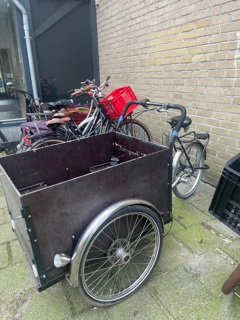 Stevige bakfiets - Ideaal voor kinderen of goederen, Fietsen en Brommers, Fietsen | Bakfietsen, Ophalen of Verzenden, Gebruikt