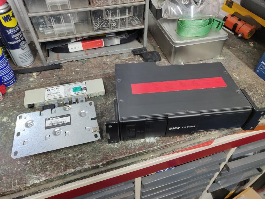 BMW e46, e39 CD wisselaar, antenne versterker, BM24, Trimble, Ophalen of Verzenden, Gebruikt, BMW