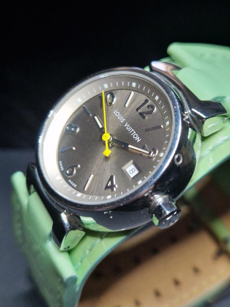 Louis Vuitton  Tambour monogram, Sieraden, Tassen en Uiterlijk, Horloges | Dames, Zo goed als nieuw, Polshorloge, Overige merken