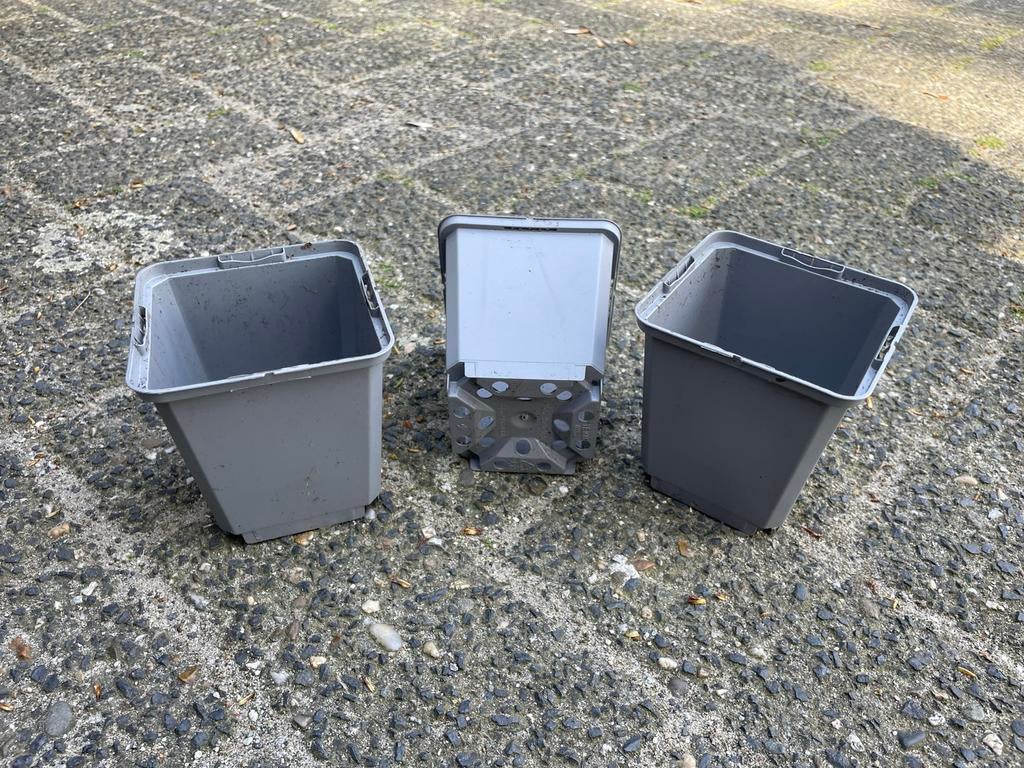 P9 plantpotjes €0,03 pst., Tuin en Terras, Ophalen, Kunststof, Gebruikt, Minder dan 30 cm